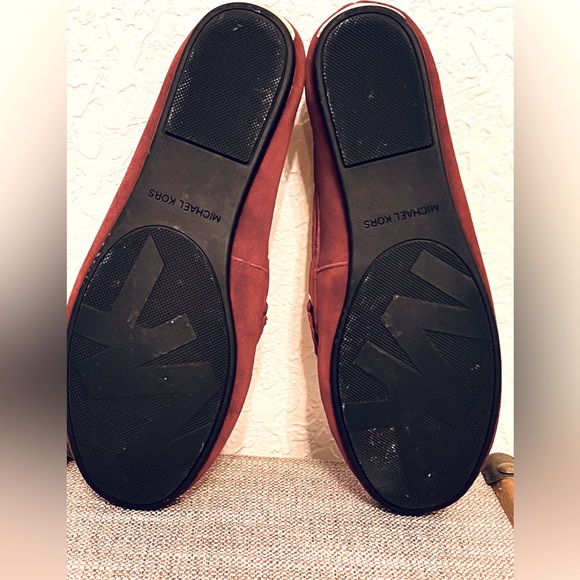 Michael Kors Suede Sutton Moccasin- Size 7.5- Wine Color - Picture 4 of 5